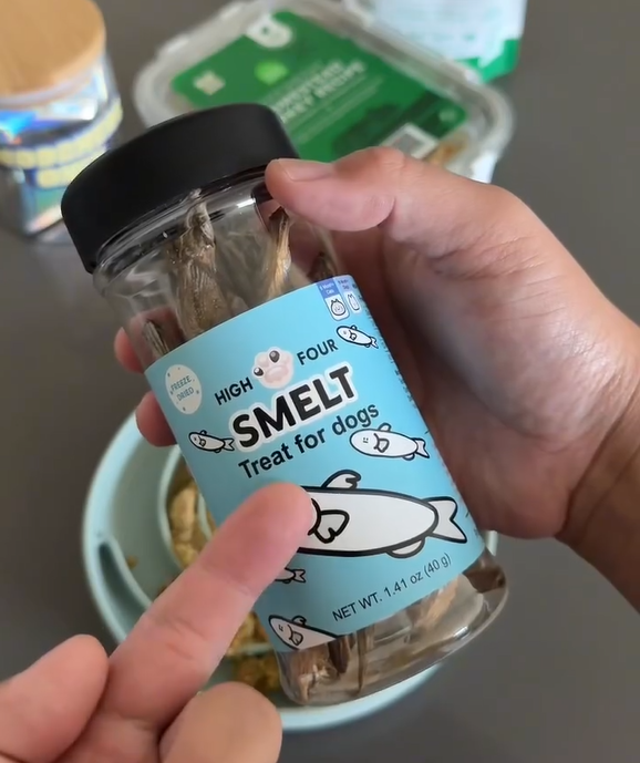 Freeze-Dried Smelt for Dogs & Cats - Image 4